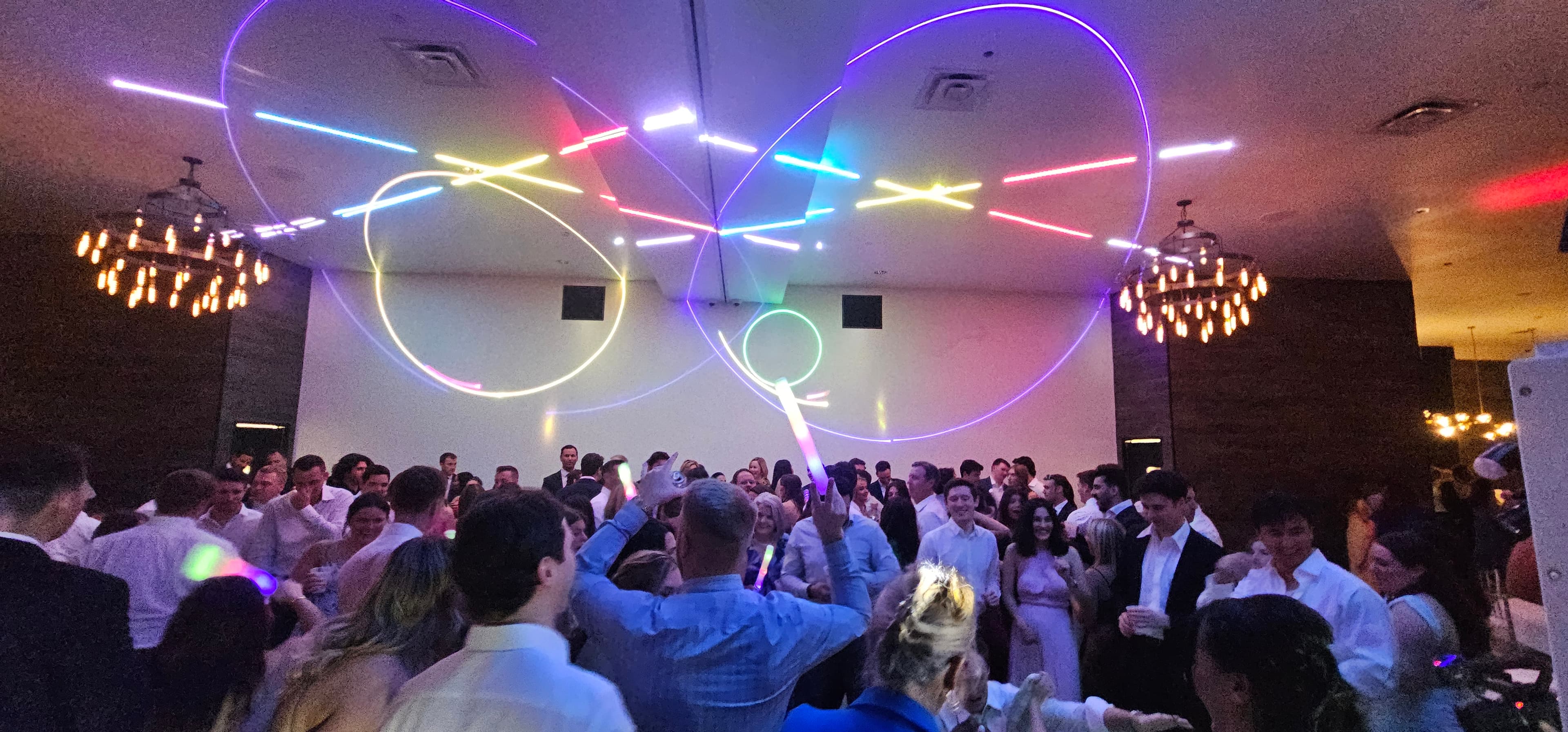 Elegant BT Sound DJ façade and speaker setup — gallery photo 4